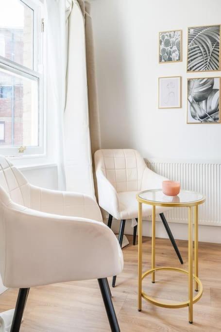 House 10 Mins To Tower Bridge Hot Tub & Parking Londres Exterior foto