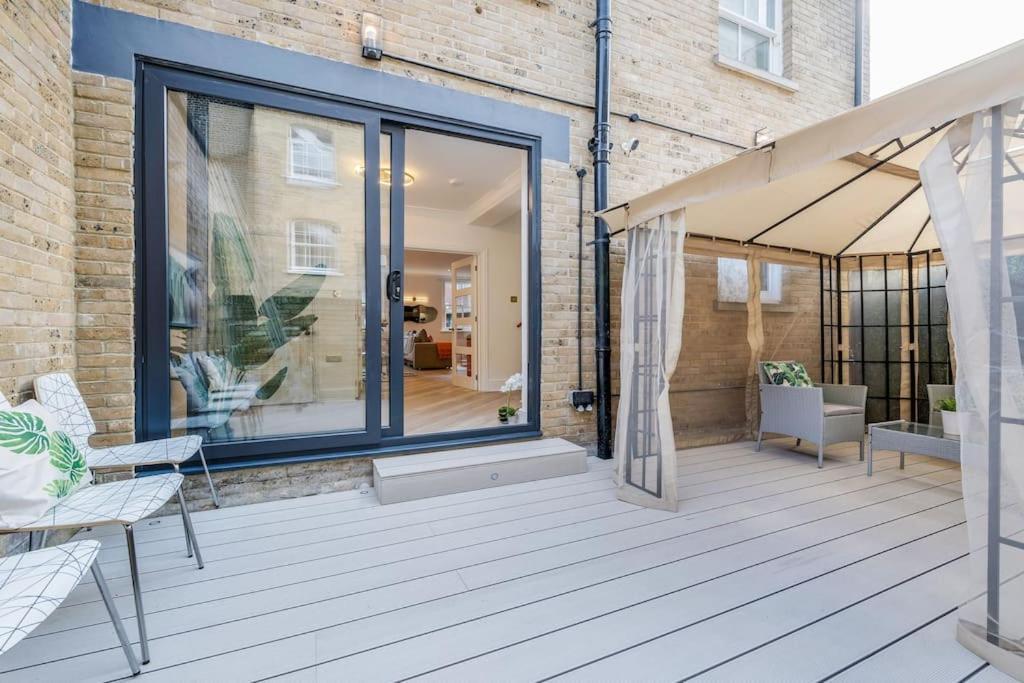 House 10 Mins To Tower Bridge Hot Tub & Parking Londres Exterior foto