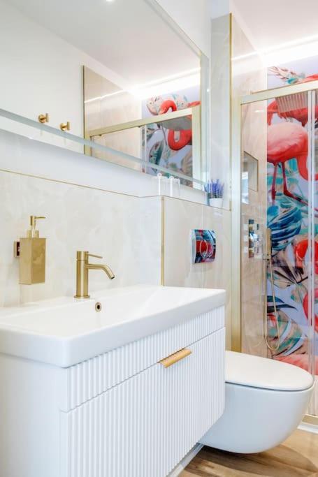 House 10 Mins To Tower Bridge Hot Tub & Parking Londres Exterior foto