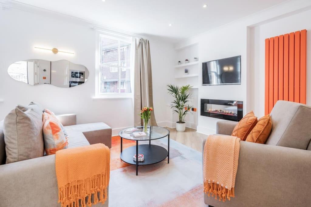 House 10 Mins To Tower Bridge Hot Tub & Parking Londres Exterior foto